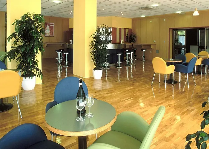 Отель Donat Задар