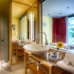 Donat Hotel