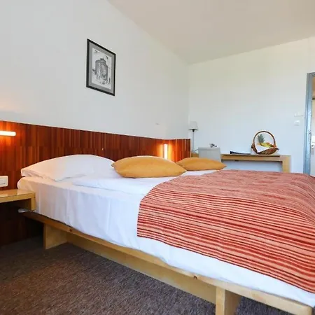 Szálloda Donat 3*