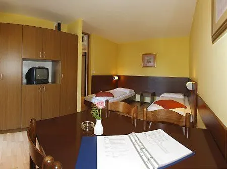 Donat 3* Zára