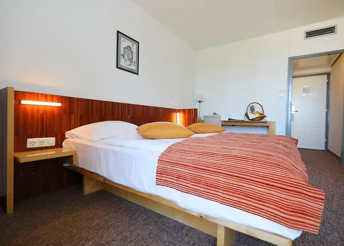 Hotell Donat 3*