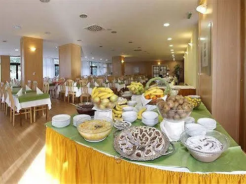 Donat מלון זאדאר